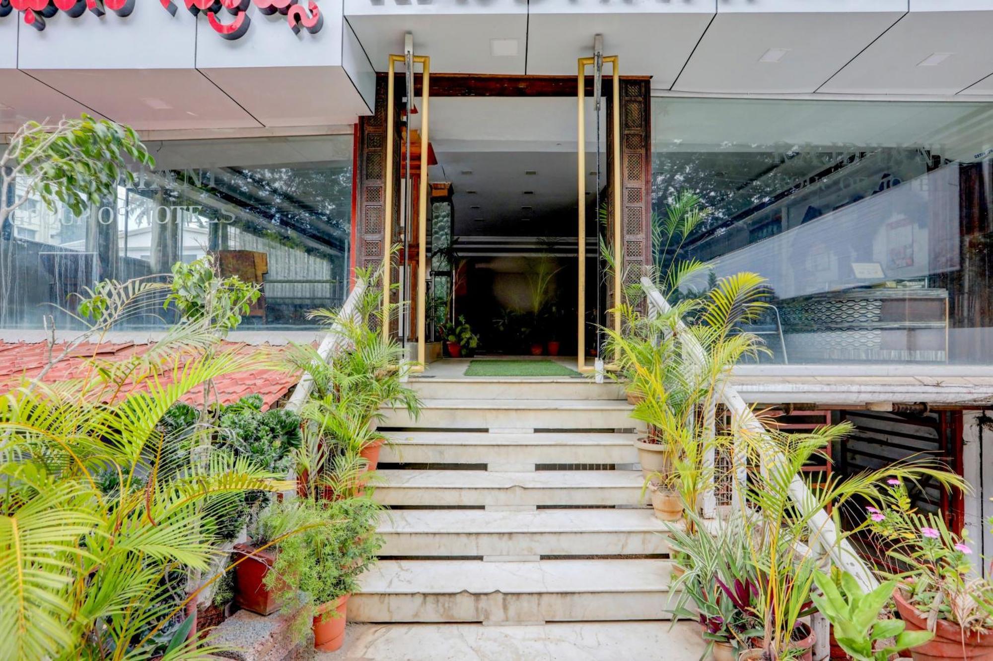 Hotel O Rajdhani Group Of Hotels Maiçor Exterior foto
